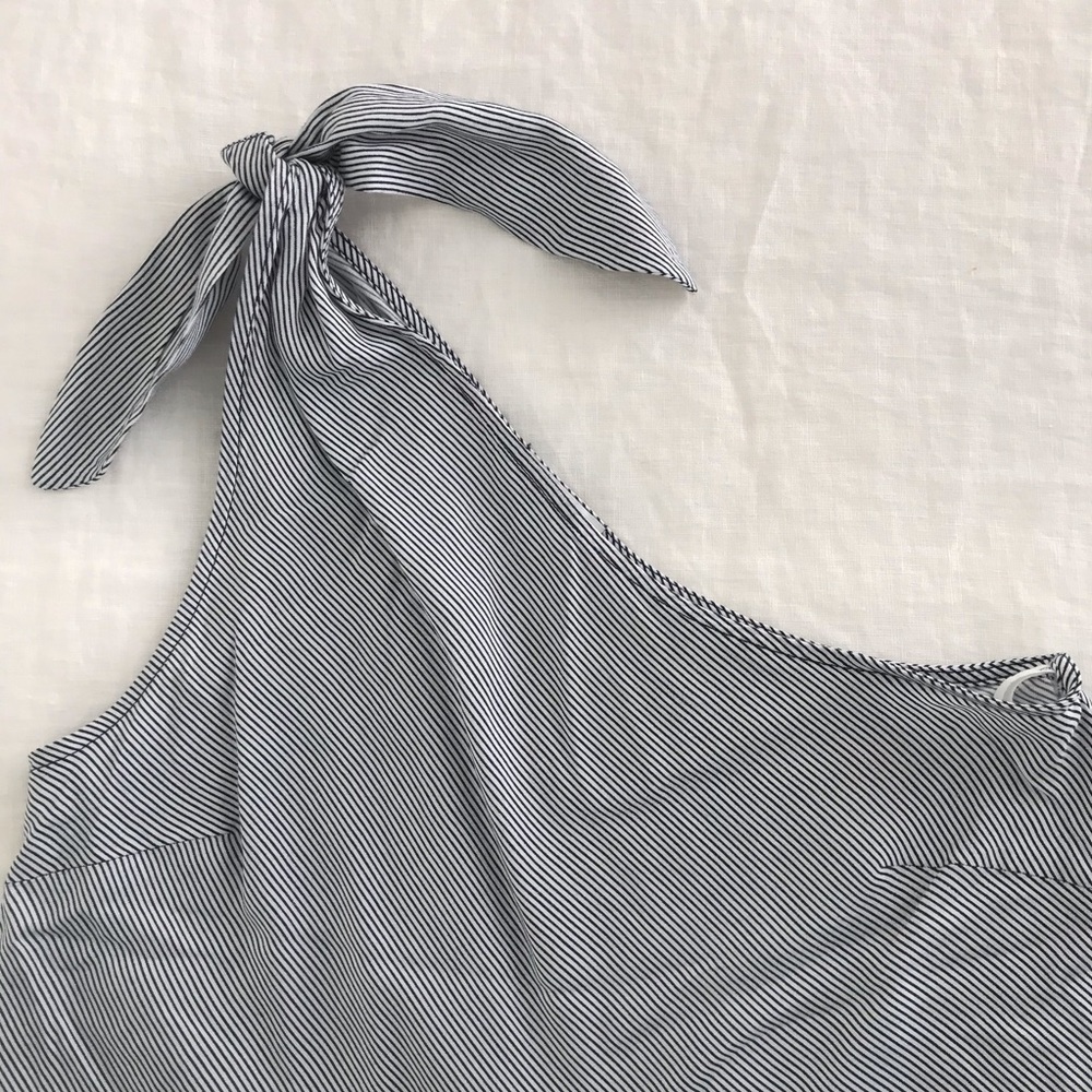 One-Shoulder Top - Picture 2 of 4